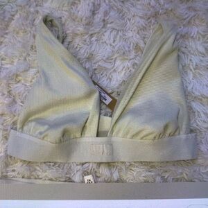 SKIMS BRA *NWT | LARGE | CREAM